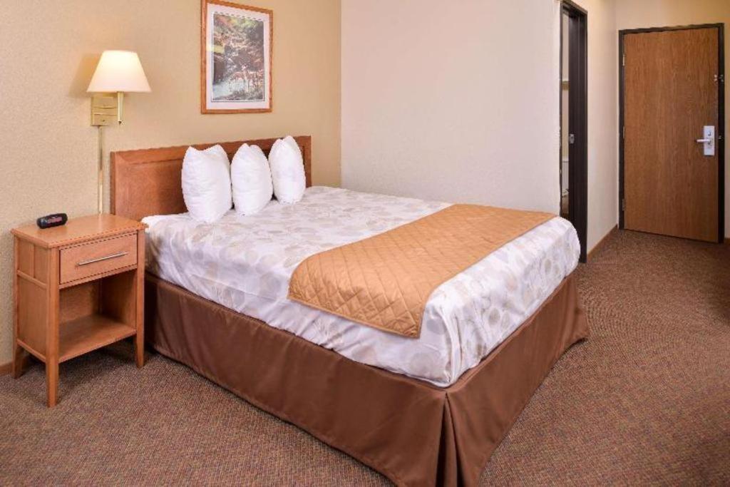 Americas Best Value Inn Missouri Valley Exterior foto