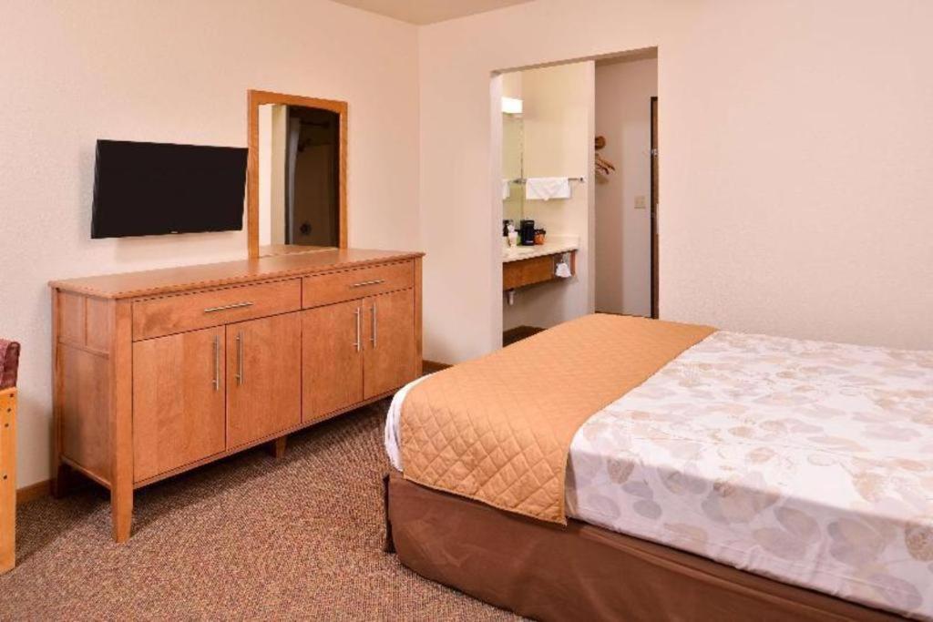 Americas Best Value Inn Missouri Valley Exterior foto