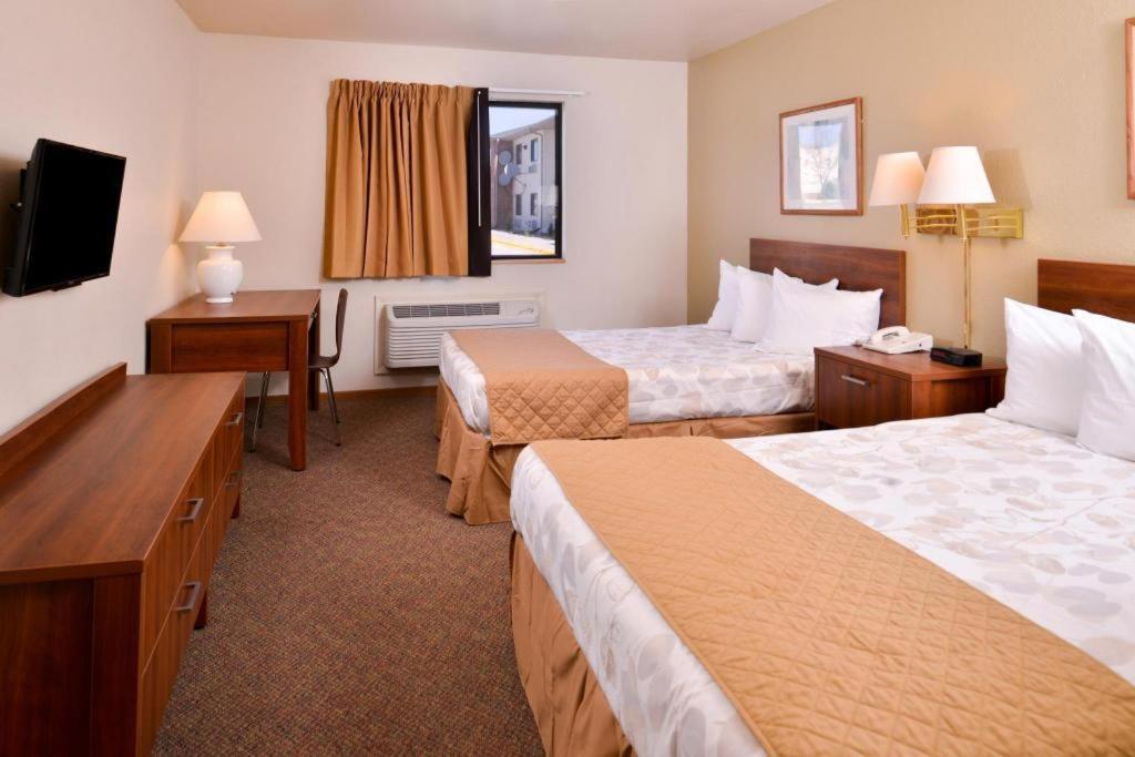 Americas Best Value Inn Missouri Valley Exterior foto
