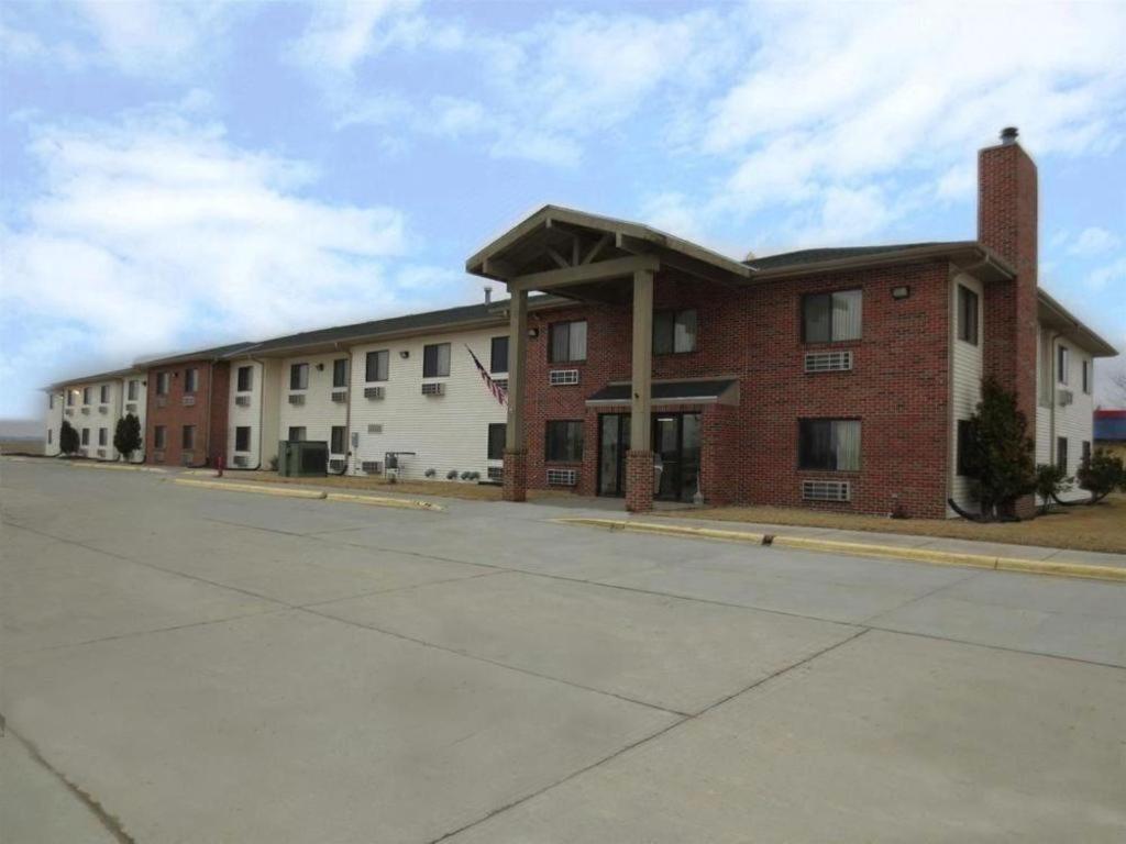 Americas Best Value Inn Missouri Valley Exterior foto